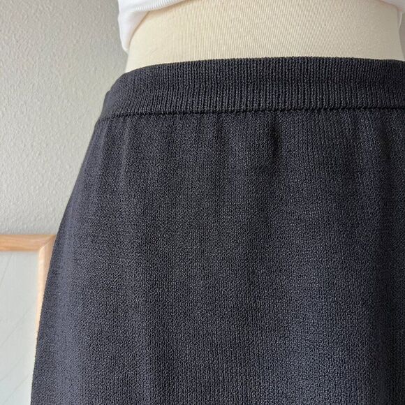 St John Basics black label santana knit knee length skirt size 6 wool blend - Picture 4 of 9